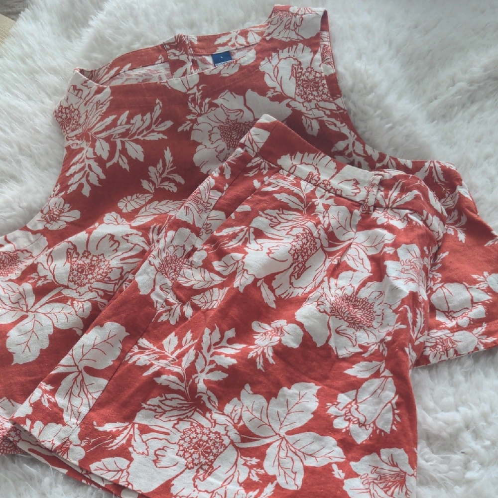 😎 Old Navy Tropical Shorts And Top🌴